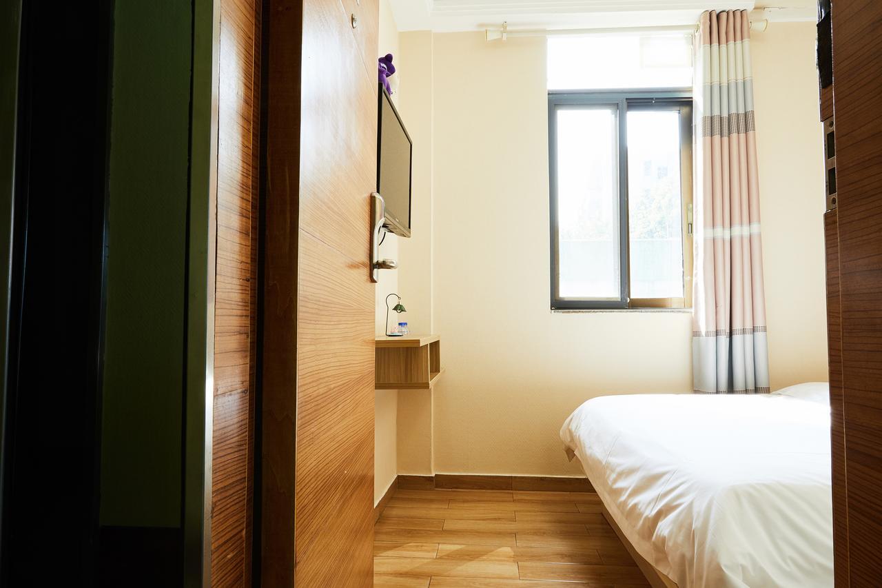 Starry Hotel Гуанчжоу Экстерьер фото
